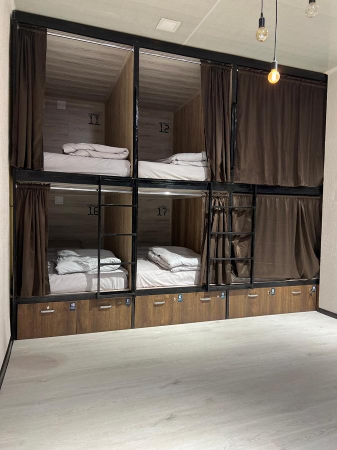 Capsule Hostel Karakol Esterno foto